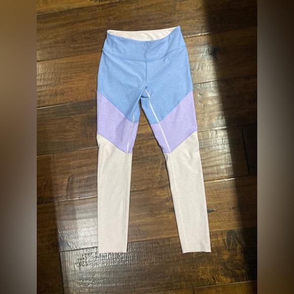 Outdoor Voices Womens springs Leggings 7/8 length size small, lilac lavender - Picture 2 of 7